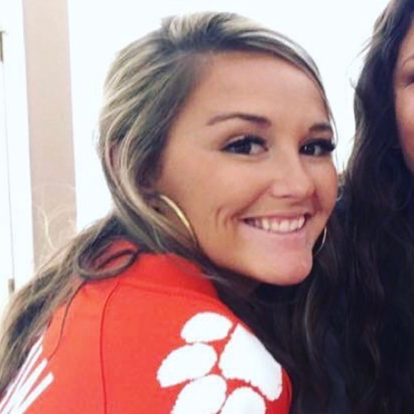 Meet your Posher, Regan - Picture 1 of 1